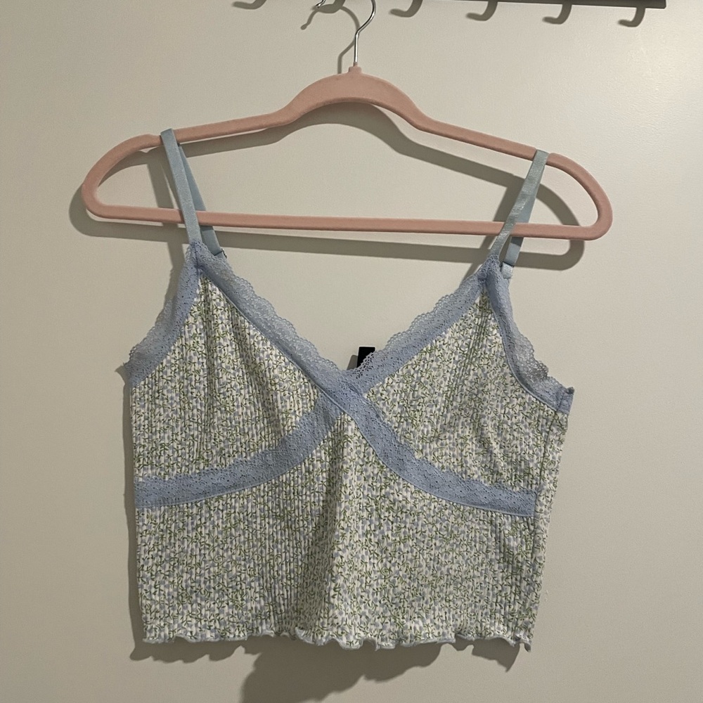 H&M Cute Sleeveless Top | Size M